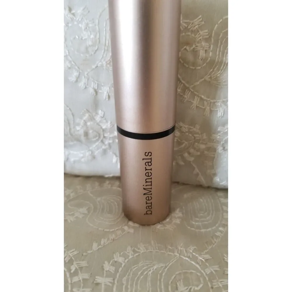 The bareMinerals Complexion Rescue Tint/Foundation Stick BUTTERCREAM 03